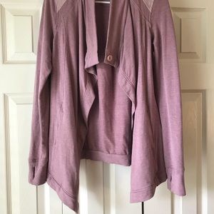 Lululemon wrap size 4. Two tone rose pink.